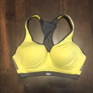 34D Victoria’s Secret Sports Bra